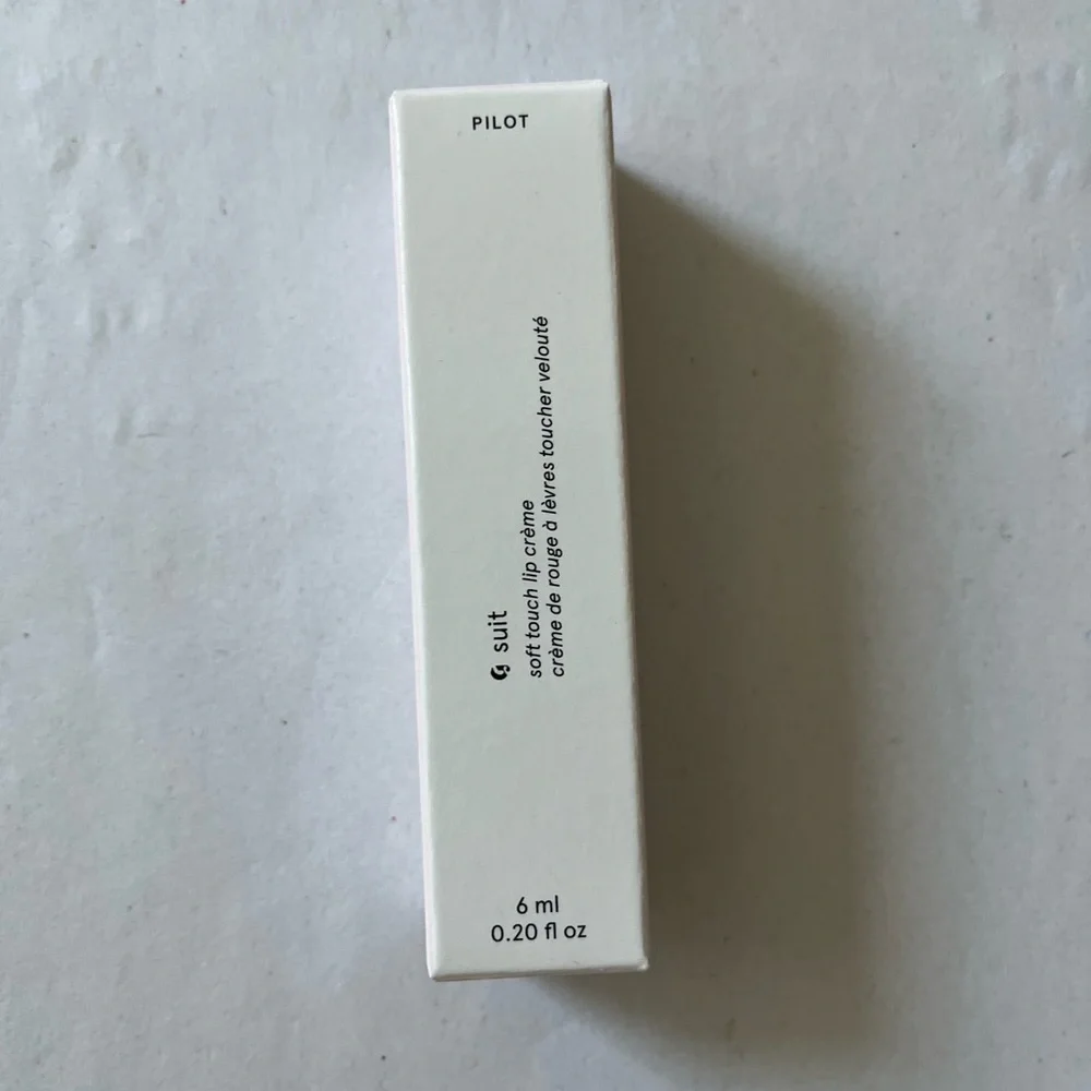 Glossier G Suit Soft touch lip crème color PILOT NWT